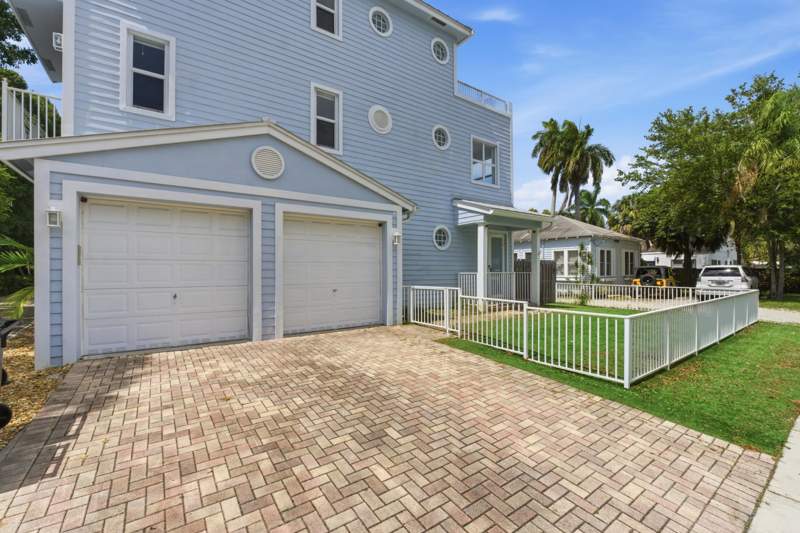 3 bedroom Townhouse at 915 W Las Olas Boulevard #915, Waverly Place, Fort Lauderdale — photo 3