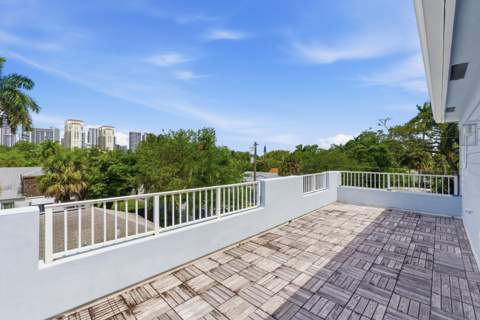 915 W Las Olas Boulevard #915, Fort Lauderdale FL - photo 7 of 42