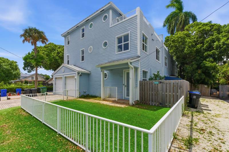 3 bedroom Townhouse at 915 W Las Olas Boulevard #915, Waverly Place, Fort Lauderdale — photo 4