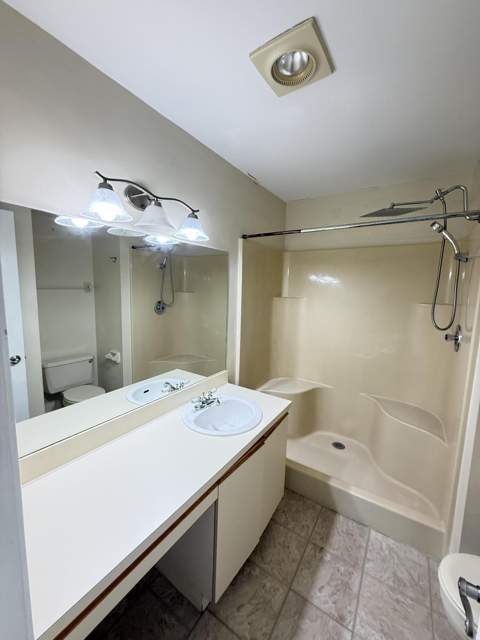 8228 SE Croft Circle #J-8, Hobe Sound FL - photo 18 of 28