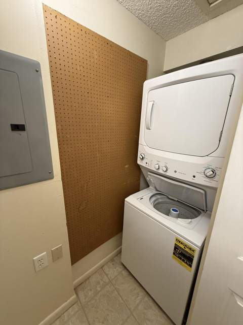 8228 SE Croft Circle #J-8, Hobe Sound FL - photo 15 of 28