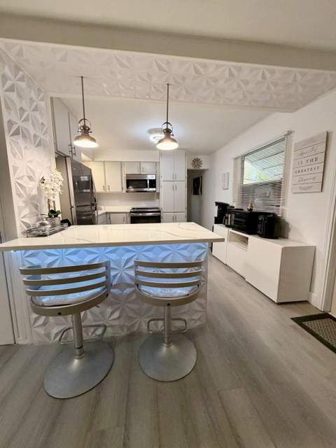 128 Havenwood Drive, Pompano Beach FL - photo 14 of 43