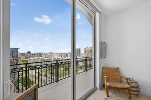 550 Okeechobee Boulevard #Uph-04, West Palm Beach FL - photo 22 of 75