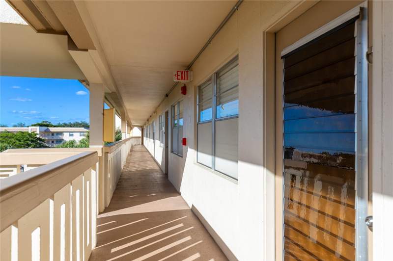 2 bedroom Condominium at 1902 Bermuda Circle, BERMUDA VILLAGE B CONDO, Coconut Creek — photo 5