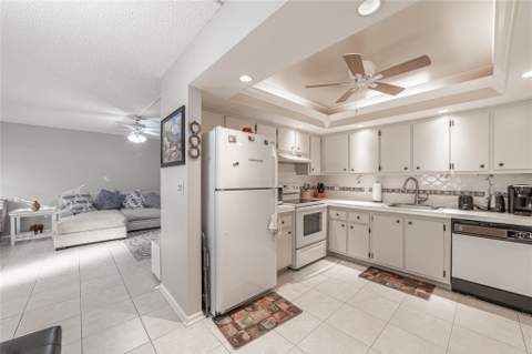 1902 Bermuda Circle, Coconut Creek FL - photo 9 of 27