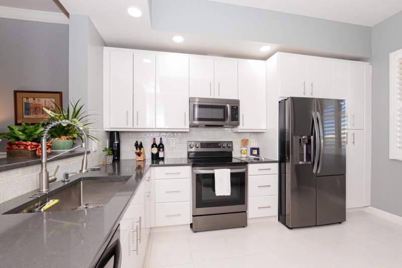 2 bedroom Condominium at 23 Harbour Isle Drive #303, Harbour Isle West, Fort Pierce — photo 3