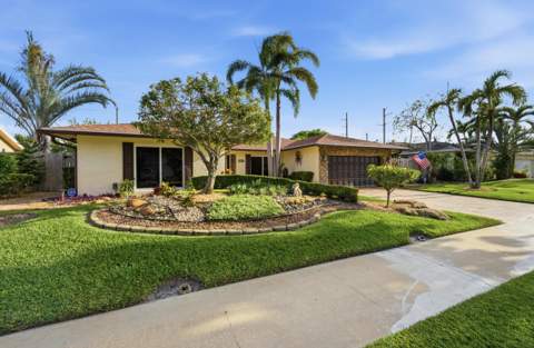 4780 Brandywine Drive, Boca Raton FL - photo 7 of 44