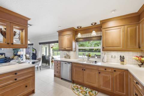 4780 Brandywine Drive, Boca Raton FL - photo 14 of 44