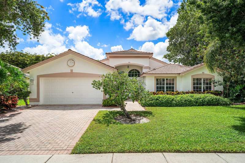 3 bedroom Single Family Residence at 11631 Puerto Boulevard, Valencia Lakes 1, Boynton Beach — photo 1