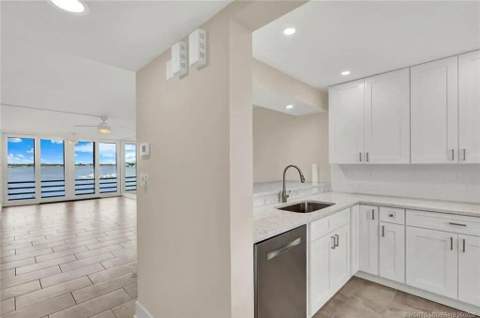 1950 SW Palm City Road #14-305, Stuart FL - photo 15 of 58