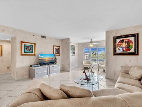 12511 Imperial Isle Drive #402, Boynton Beach FL - photo 11 of 52