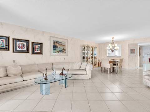 12511 Imperial Isle Drive #402, Boynton Beach FL - photo 13 of 52