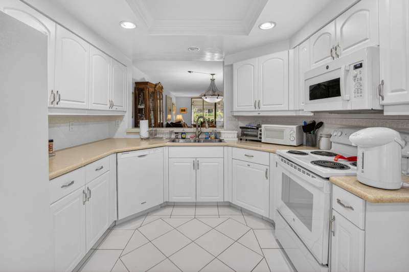 2 bedroom Condominium at 15326 Strathearn Drive #11902, Gleneagles Condo V, Delray Beach — photo 3