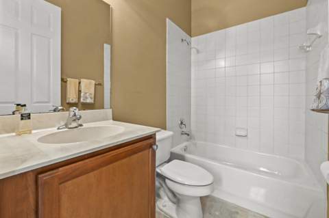 458 Cresta Circle, West Palm Beach FL - photo 15 of 57