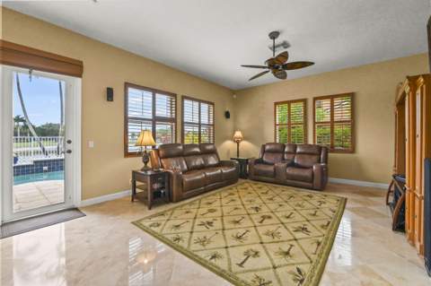 458 Cresta Circle, West Palm Beach FL - photo 21 of 57