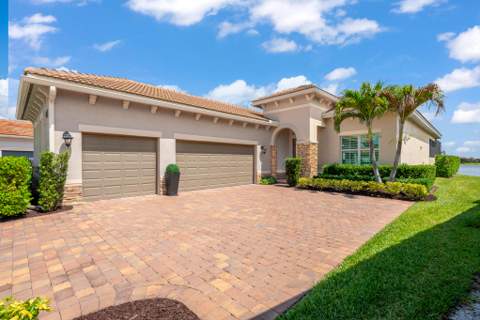 11983 SW Vano Way, Port St. Lucie FL - photo 6 of 64