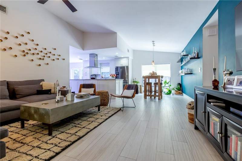 3 bedroom Single Family Residence at 5231 SW 115th Avenue, FLAMINGO GARDENS-TAMARIND, Cooper City — photo 3