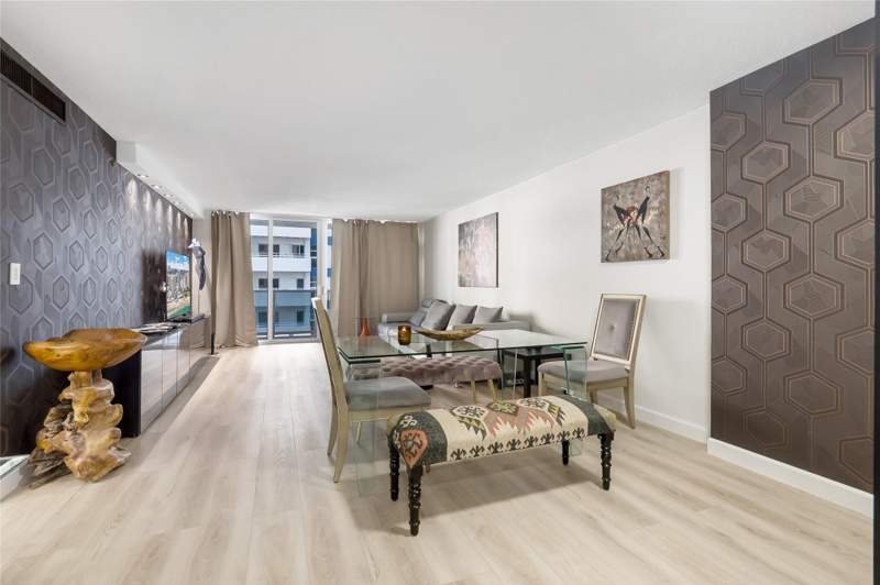 1 bedroom Condominium at 3140 S Ocean Drive #208, Parker Tower Condo, Hallandale Beach — photo 2