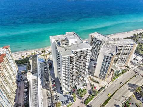 3140 S Ocean Drive #208, Hallandale Beach FL - photo 7 of 32