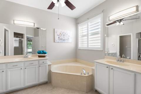 126 Hidden Hollow Drive, Palm Beach Gardens FL - photo 22 of 58