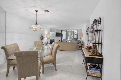 5153 Floria Drive #J, Boynton Beach FL - photo 7 of 73