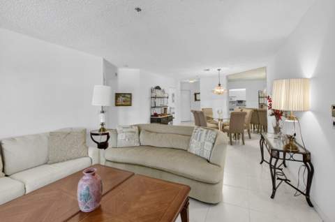 5153 Floria Drive #J, Boynton Beach FL - photo 12 of 73