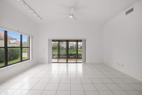 2735 SW Mariposa Circle, Palm City FL - photo 7 of 31