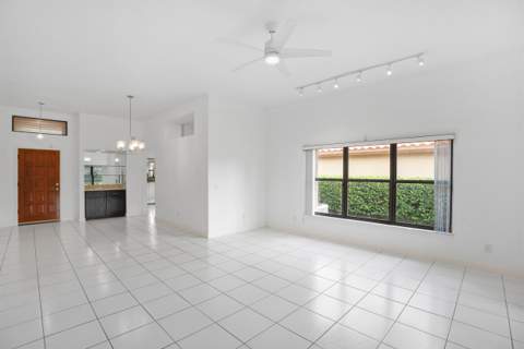 2735 SW Mariposa Circle, Palm City FL - photo 9 of 31