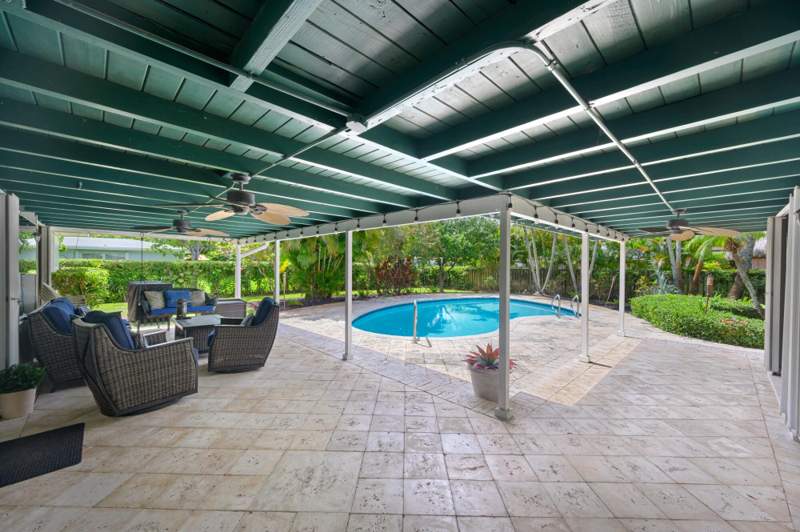 4 bedroom Single Family Residence at 6850 NW 7th Street, Plantation Gardens Sec 5, Plantation — photo 3