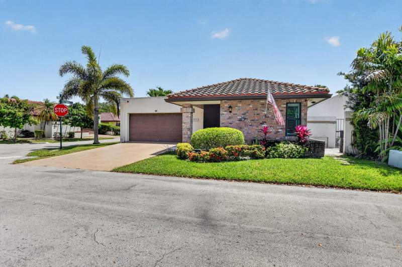 3 bedroom Single Family Residence at 6790 Jardin Place, Pradera Of Via Verde Ph 1 Replat, Boca Raton — photo 3