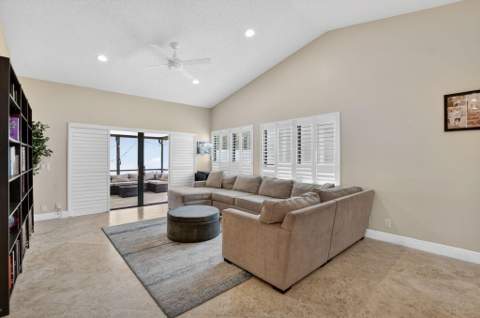 6790 Jardin Place, Boca Raton FL - photo 13 of 38
