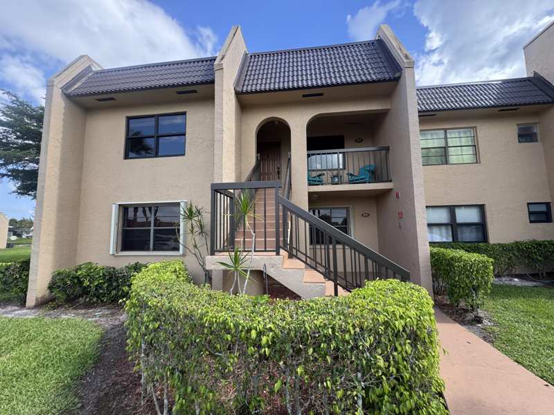 2 bedroom Condominium at 130 Lake Nancy Drive #101, Golden Lakes Village Condo K, West Palm Beach — photo 1