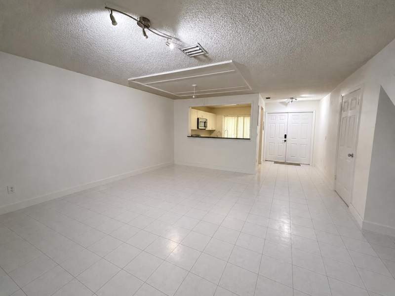 2 bedroom Townhouse at 12272 NW 36th Place, Twin Fountains Replat, Sunrise — photo 3