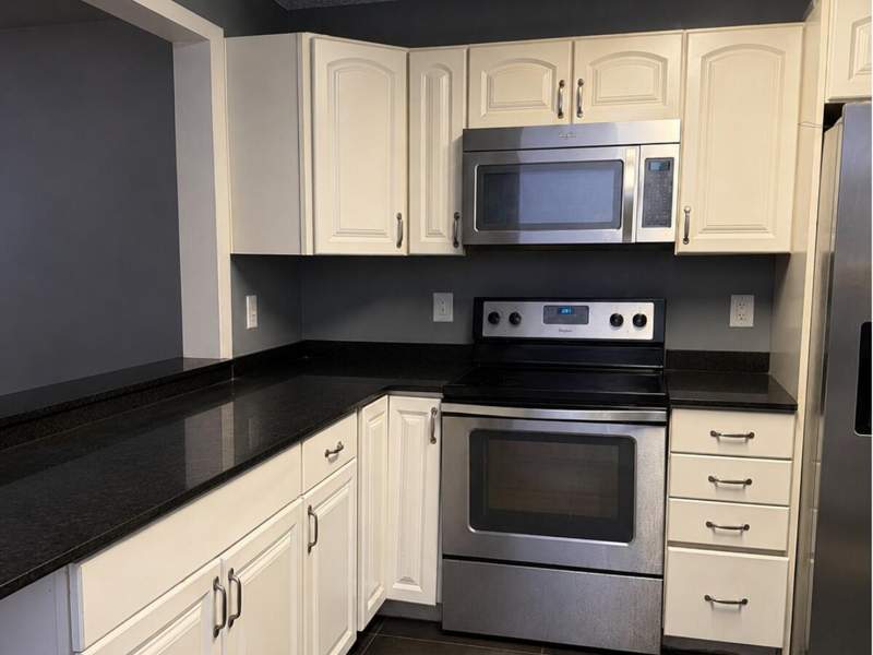 2 bedroom Townhouse at 12272 NW 36th Place, Twin Fountains Replat, Sunrise — photo 4