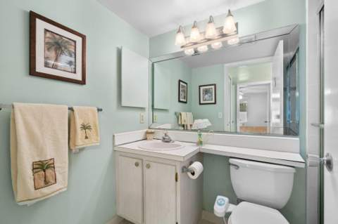 336 Pine Ridge Circle #B-1, Greenacres FL - photo 18 of 30