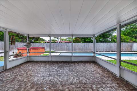 3213 Dover Road, Pompano Beach FL - photo 9 of 50