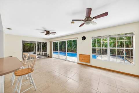 1540 NE 40th Street, Oakland Park FL - photo 14 of 49
