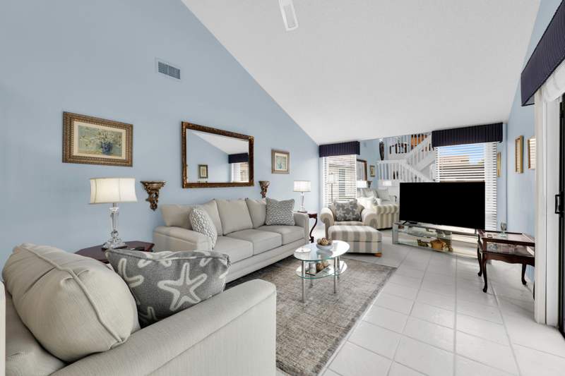 2 bedroom Villa at 802 Summerwinds Lane, Summer Winds Of Jupiter, Jupiter — photo 5
