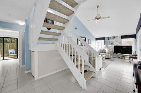 802 Summerwinds Lane, Jupiter FL - photo 8 of 33