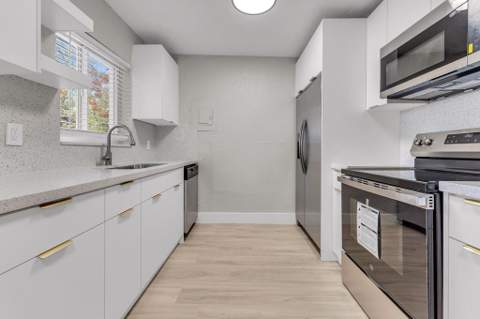1131 NW 18th Avenue, Fort Lauderdale FL - photo 7 of 37