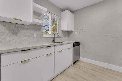 1131 NW 18th Avenue, Fort Lauderdale FL - photo 8 of 37
