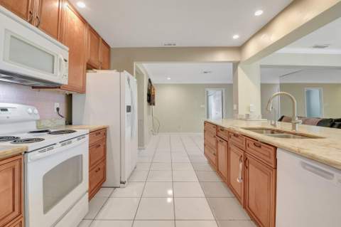 1197 Belmore Terrace, Wellington FL - photo 9 of 56