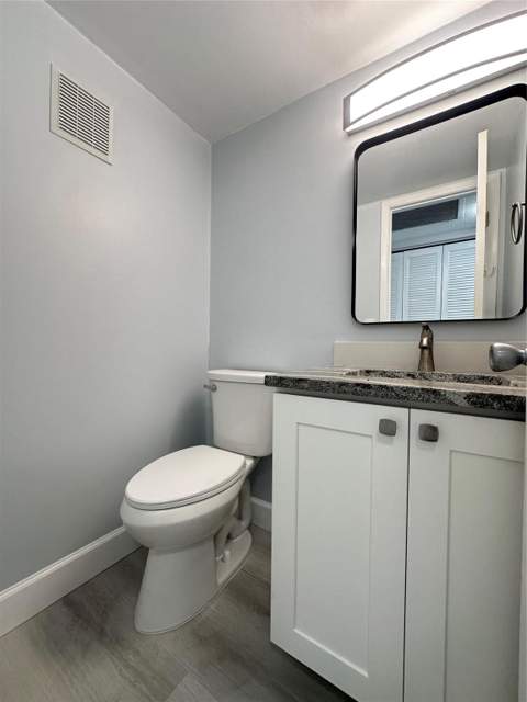 2048 Newport N, Deerfield Beach FL - photo 17 of 66