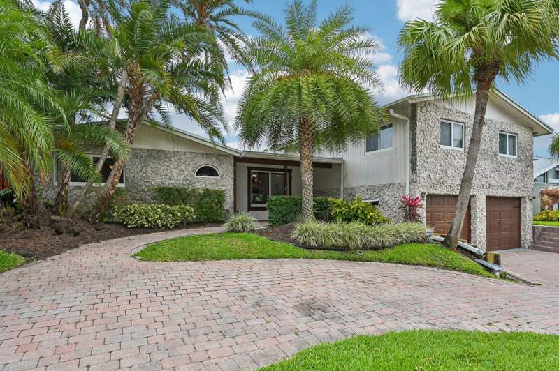 4 bedroom Single Family Residence at 1232 NW 14th Street, Pinelands North, Boca Raton — photo 3