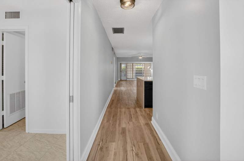 2 bedroom Condominium at 2401 Del Aire Boulevard #101, Pines Of Delray Condo, Delray Beach — photo 5