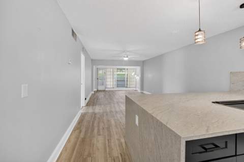 2401 Del Aire Boulevard #101, Delray Beach FL - photo 14 of 74