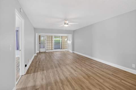 2401 Del Aire Boulevard #101, Delray Beach FL - photo 15 of 74