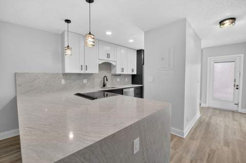 2401 Del Aire Boulevard #101, Delray Beach FL - photo 18 of 74