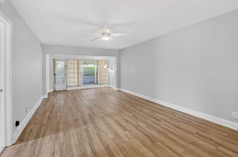 2401 Del Aire Boulevard #101, Delray Beach FL - photo 19 of 74