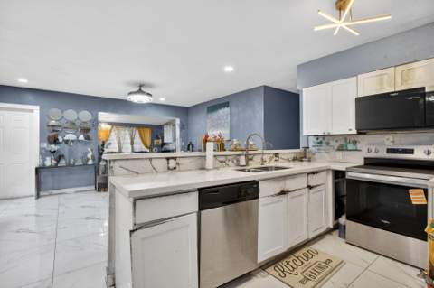 3420 NW 5th Court, Lauderhill FL - photo 14 of 46